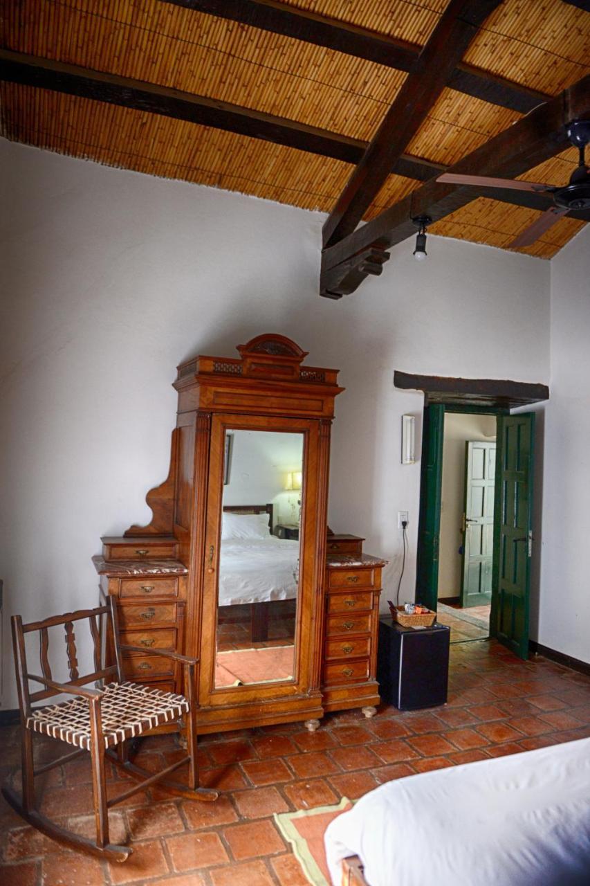 Hotel Hacienda De 3*
